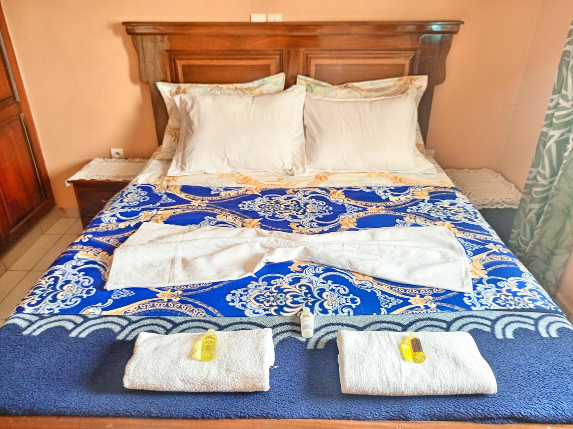 Residence Des 7 Collines Yaounde Luaran gambar